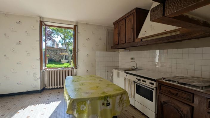 Image No.5-4 Bed Village House for sale