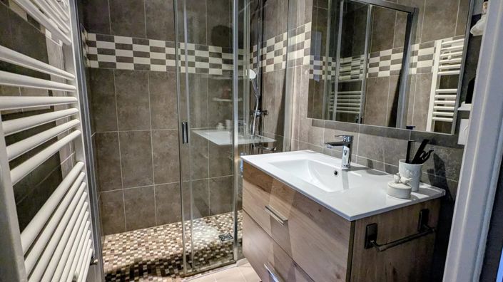 Image No.6-4 Bed Village House for sale