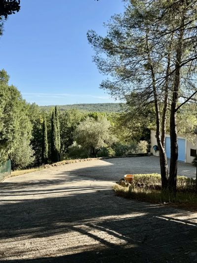 Image No.3-4 Bed Property for sale