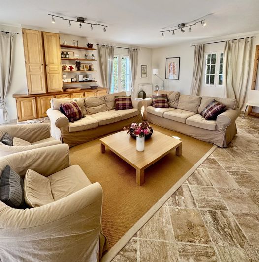 Image No.8-4 Bed Property for sale