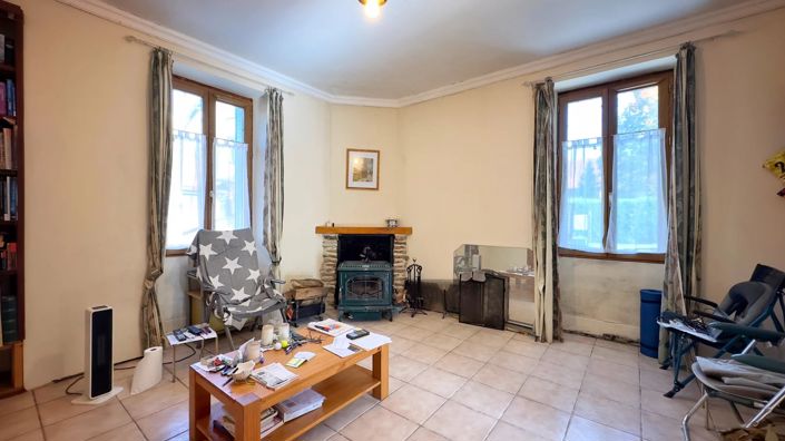 Image No.6-4 Bed House for sale