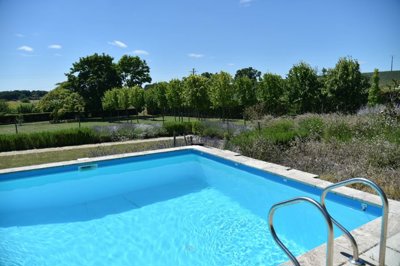 d5393d663b1d4eeb3237dd0c5974d5aa118132f952409