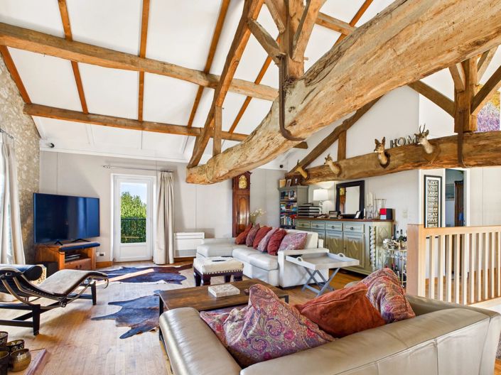 Image No.5-6 Bed House for sale