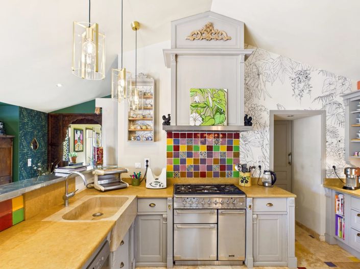 Image No.5-5 Bed House for sale