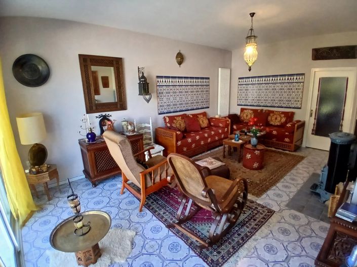 Image No.10-5 Bed House for sale