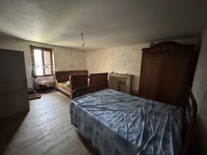 Image No.9-3 Bed House for sale