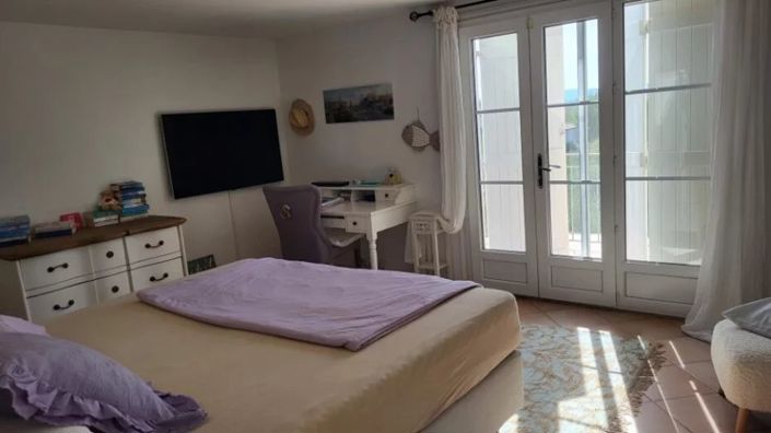 Image No.13-5 Bed House for sale