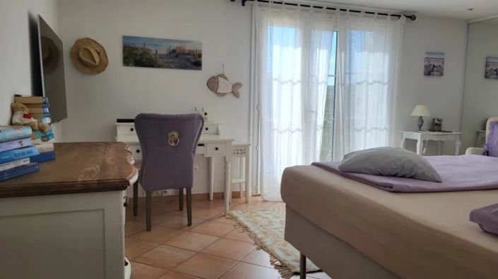 Image No.15-5 Bed House for sale