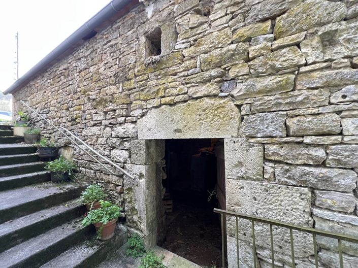 Image No.14-3 Bed House for sale