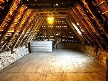 f74e50f79163356af2a4c4569d72411a5a4b6e7f44102