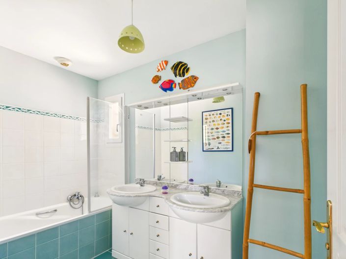 Image No.9-House for sale