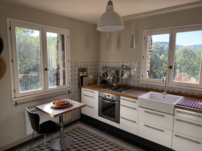 Image No.11-3 Bed House for sale