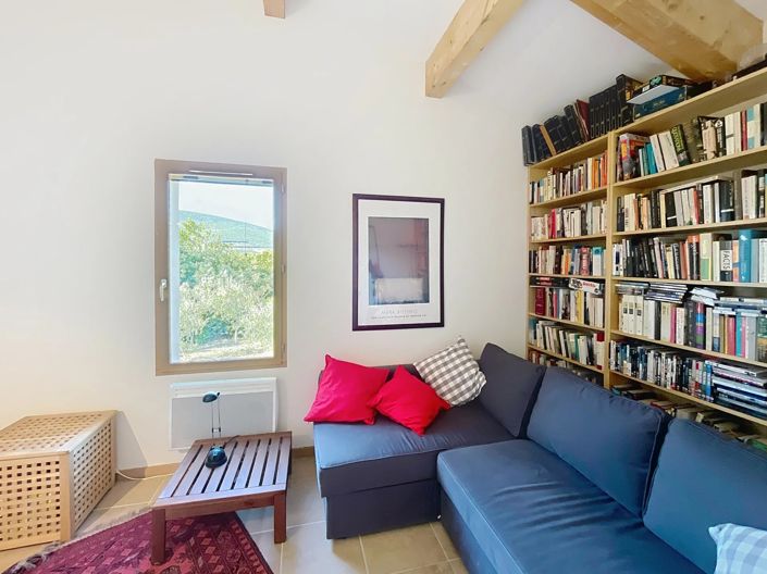 Image No.8-3 Bed House for sale