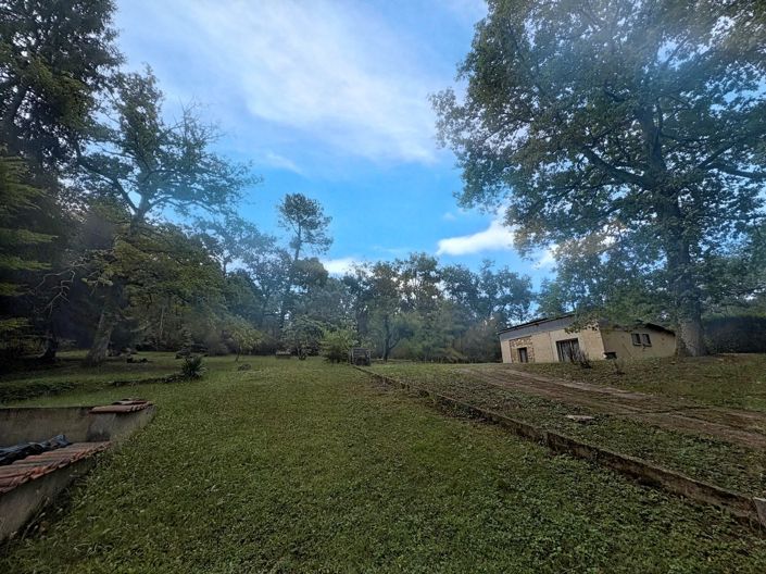 Image No.15-5 Bed House for sale