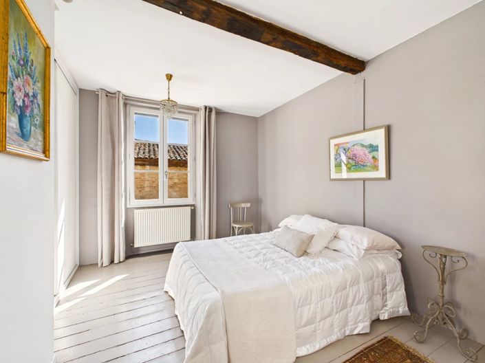 Image No.8-3 Bed Village House for sale