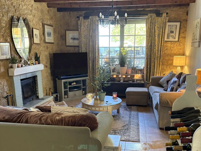 Image No.3-4 Bed House for sale