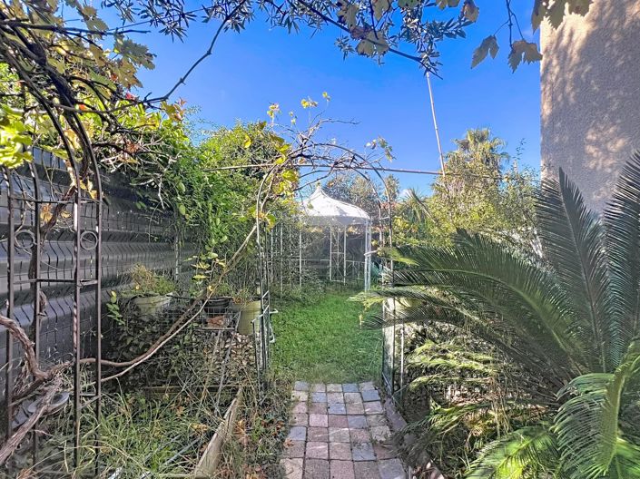 Image No.14-3 Bed House for sale