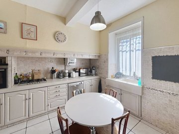 a8c3a20a11d30aea86958a6660292fca76c2963c94192