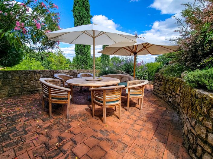 Image No.15-7 Bed House for sale