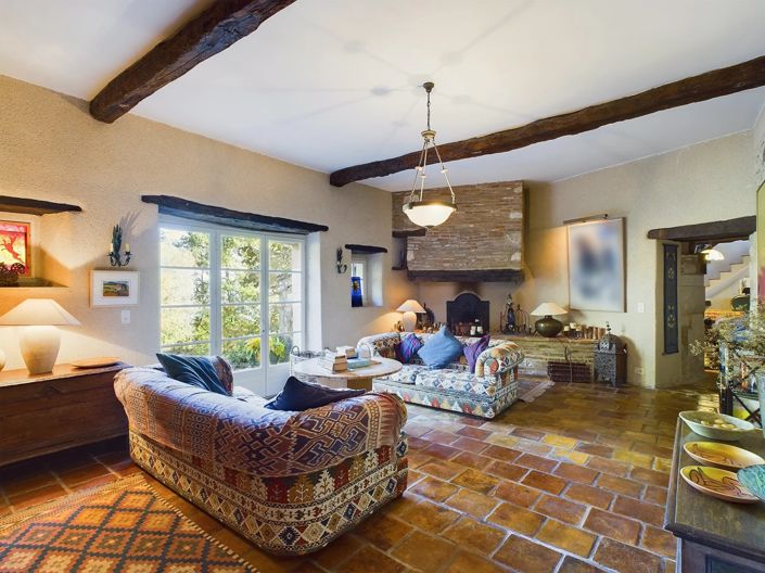 Image No.4-7 Bed House for sale