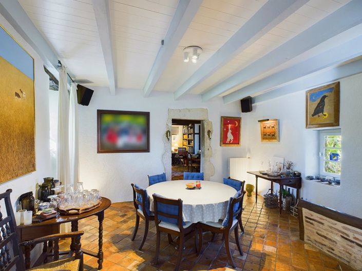 Image No.6-7 Bed House for sale