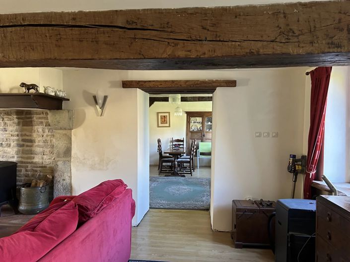 Image No.10-3 Bed House for sale