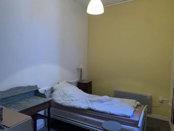 f085e6f1dcebbcb00fd72618789b51744c5749598b192