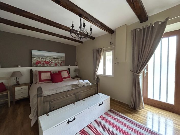 Image No.5-2 Bed House for sale