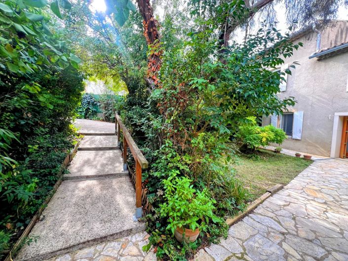 Image No.13-3 Bed House for sale