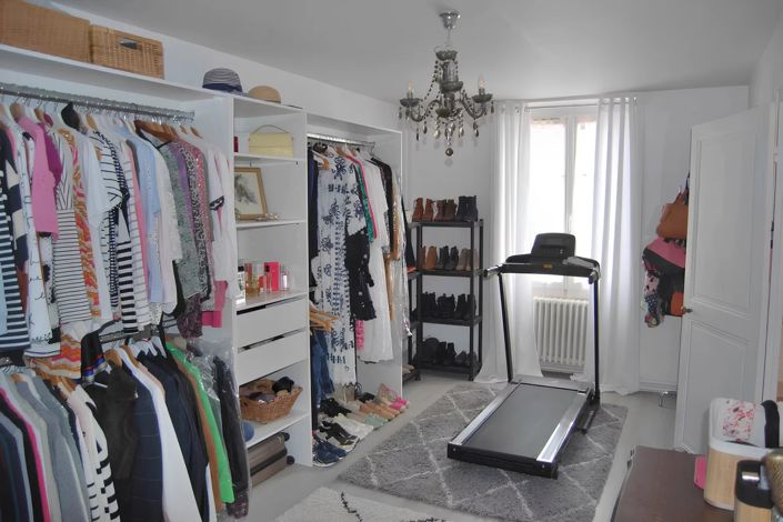 Image No.8-3 Bed House for sale