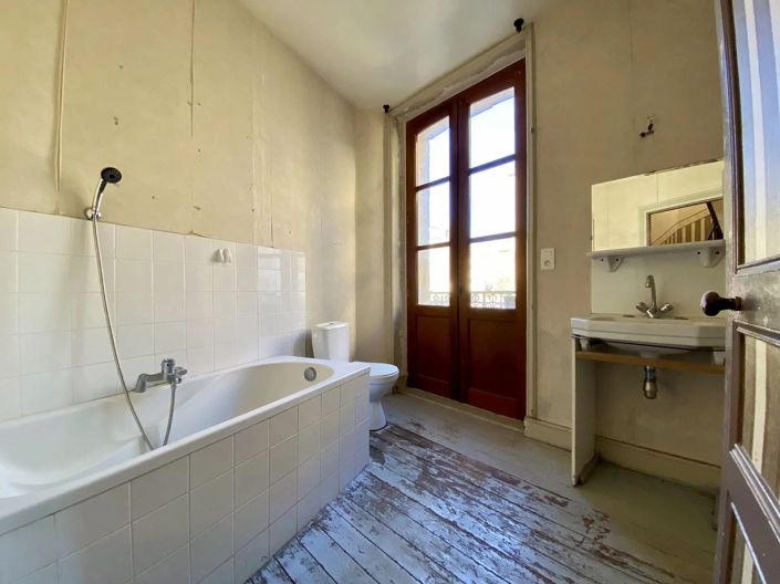 Image No.12-4 Bed Village House for sale