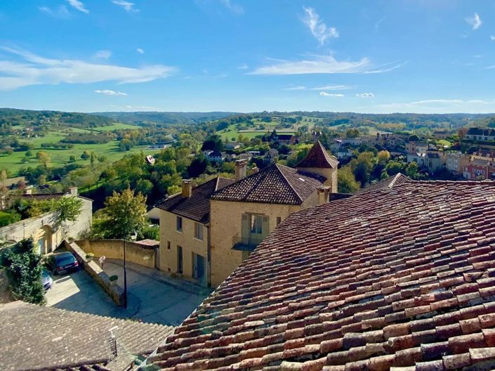 Image No.2-4 Bed Village House for sale