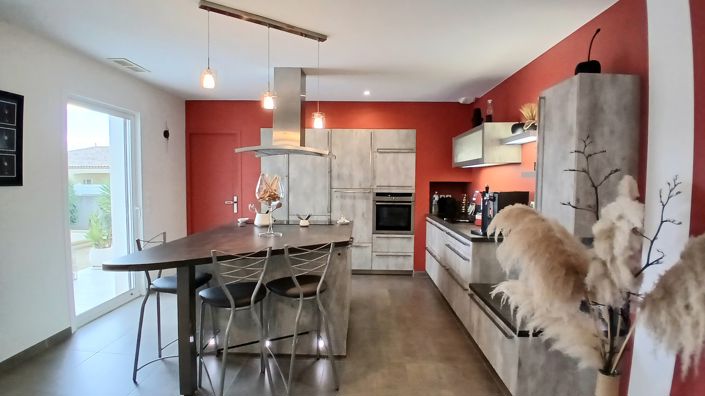 Image No.11-4 Bed House for sale