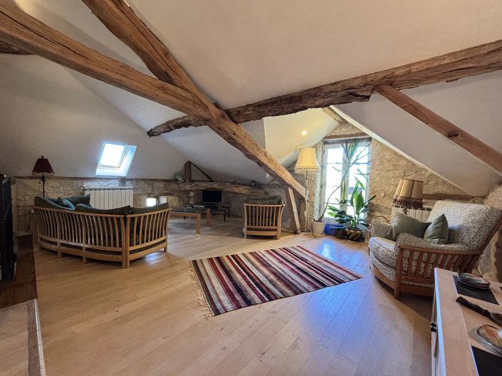 Image No.7-4 Bed Farmhouse for sale