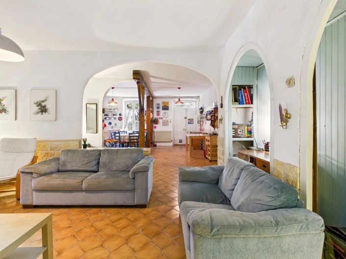 Image No.2-5 Bed House for sale