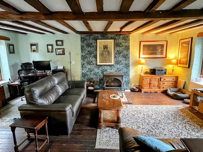 Image No.3-3 Bed House for sale