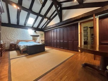 281cd29ff90cb709585df559cb0e76ac1dc15991c5160