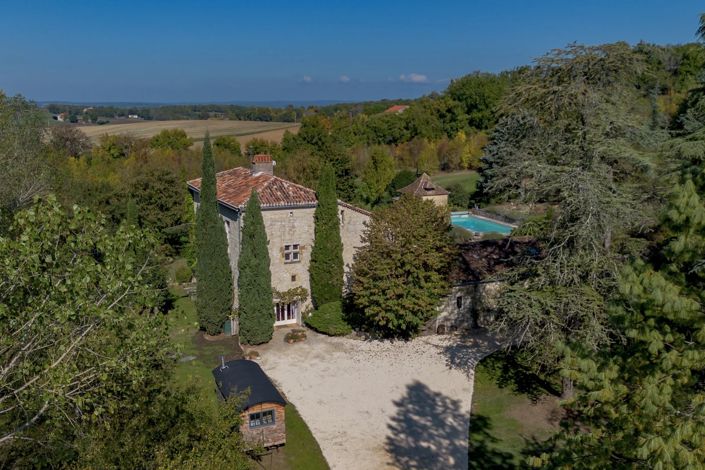 Image No.2-4 Bed House for sale