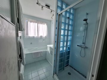 c5d1e0166a8f655cff035ff55cde45df22011ddf5a192