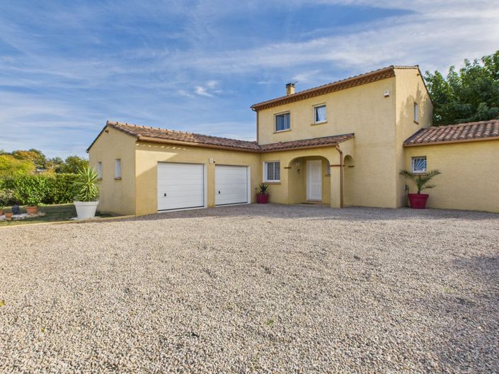 Image No.2-4 Bed House for sale