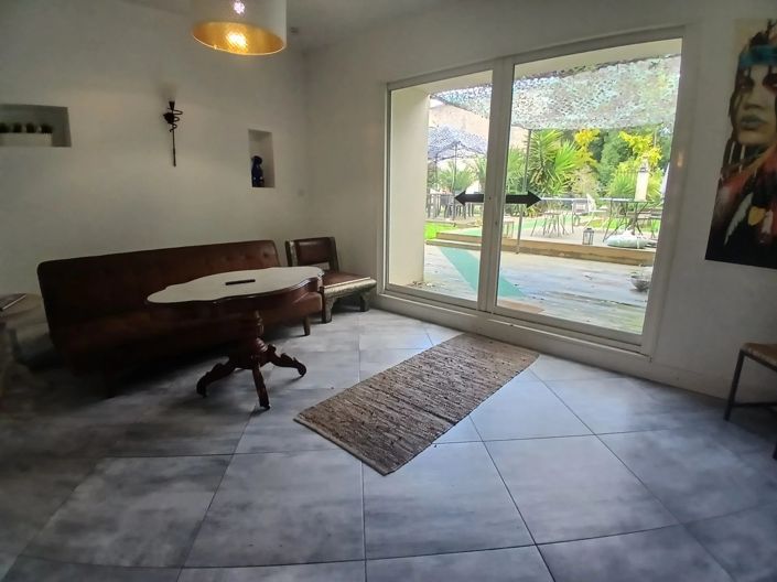 Image No.11-5 Bed House for sale