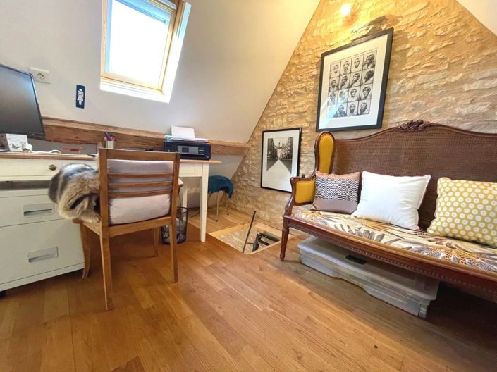 Image No.12-4 Bed House for sale