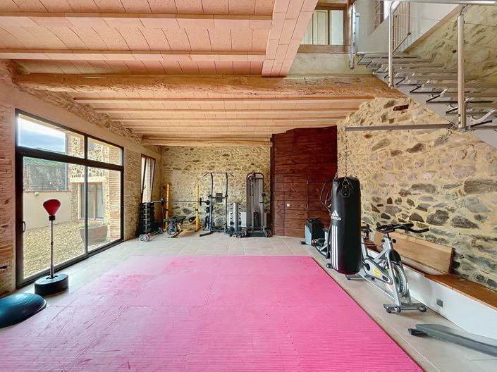 Image No.11-5 Bed House for sale