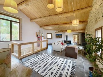 f11962e54fed57410e1e953832139039acb58703e4192