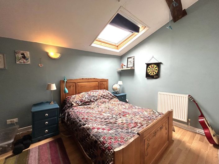 Image No.8-13 Bed Village House for sale