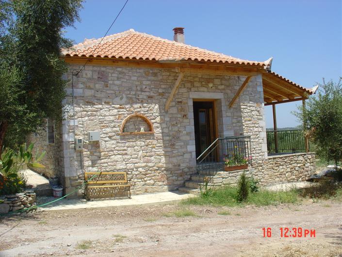 Image No.8-2 Bed House for sale