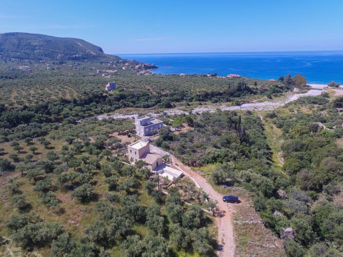 Image No.14-2 Bed House for sale