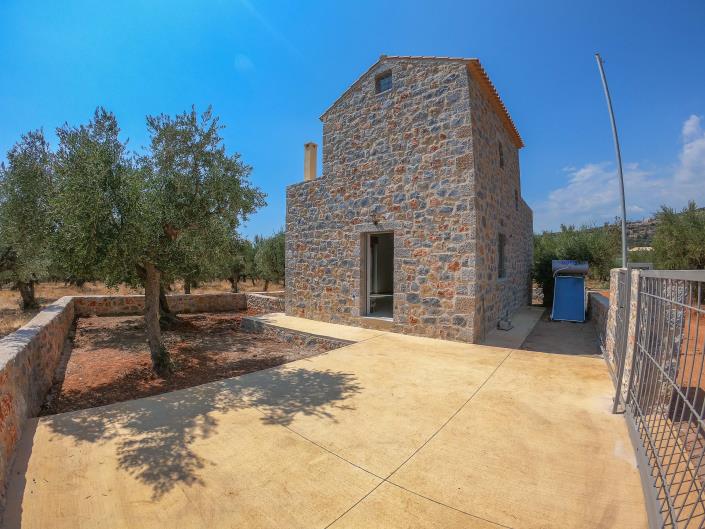 Image No.3-2 Bed House for sale