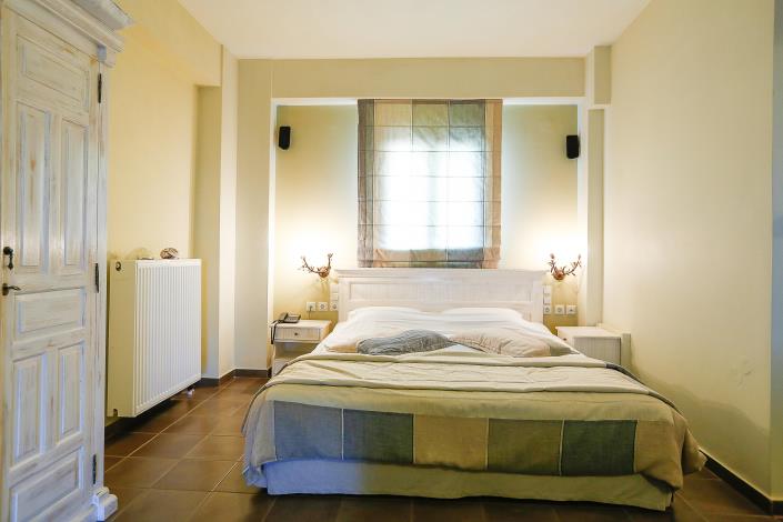 Image No.19-30 Bed Hotel for sale