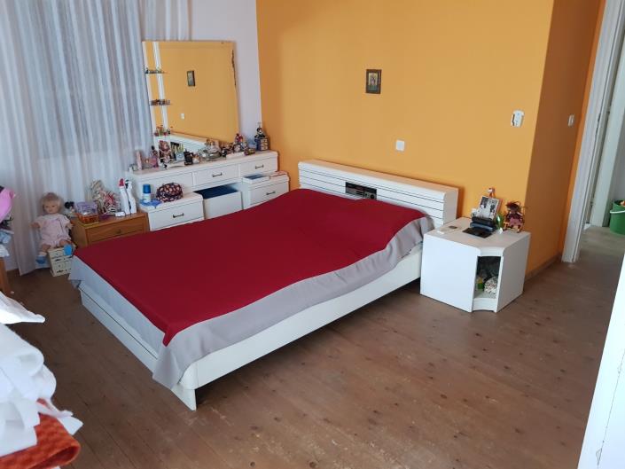 Image No.16-4 Bed House for sale